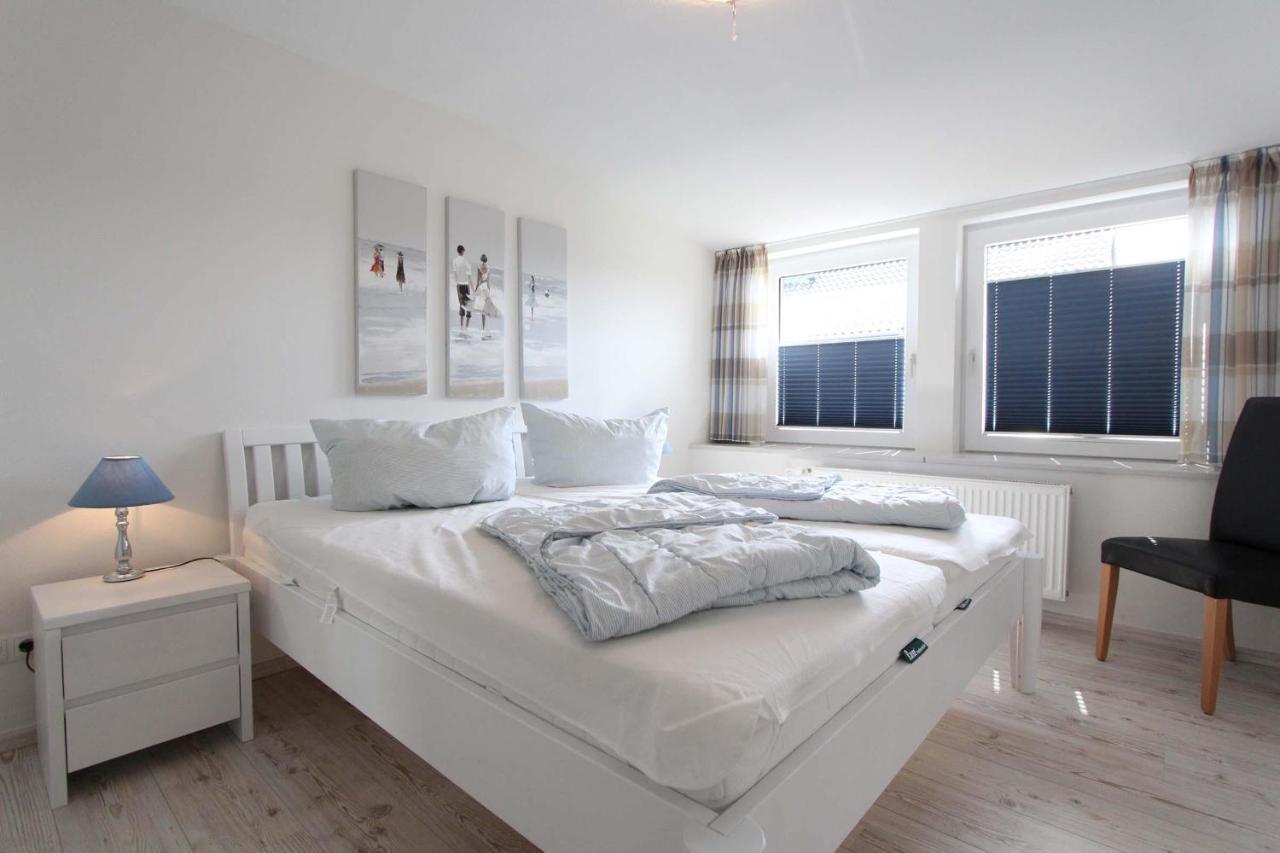 Haus Heckenrose Whg 2 Og Apartment Kellenhusen Bagian luar foto